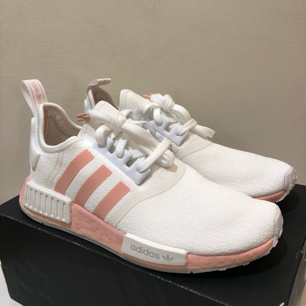 NIB Adidas NMD R1 Women’s White Vapour Pink - Picture 4 of 7